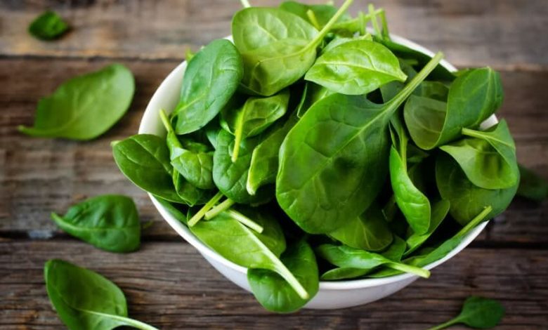 What are the benefits of eating green leaves