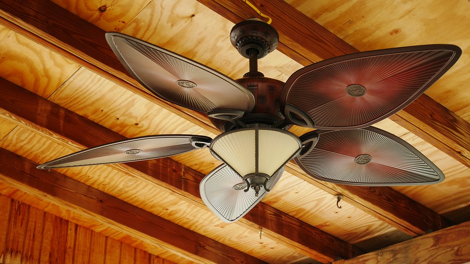 how much energy does a ceiling fan use