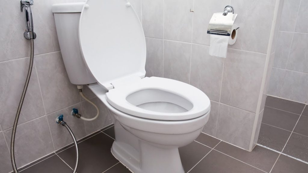 Smart toilet cleaning technology