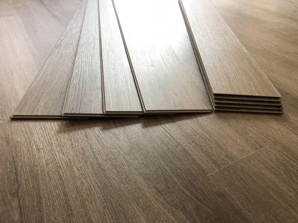 Luxury vinlyn flooring